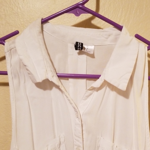 Collared Tank top - Picture 2 of 3